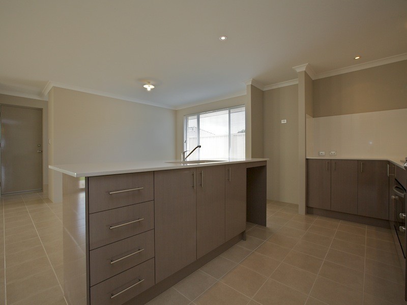 63 Tissington Drive, Darch WA 6065