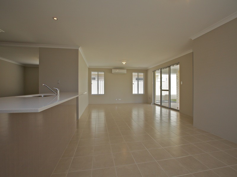 63 Tissington Drive, Darch WA 6065