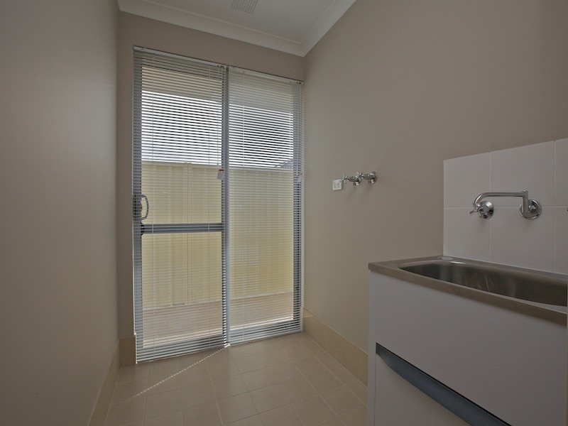 63 Tissington Drive, Darch WA 6065