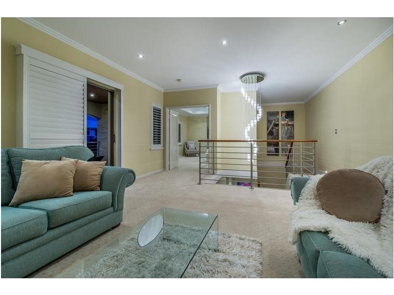 19 Tulum Approach, Iluka WA 6028