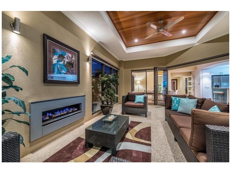 19 Tulum Approach, Iluka WA 6028