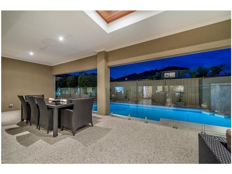 19 Tulum Approach, Iluka WA 6028