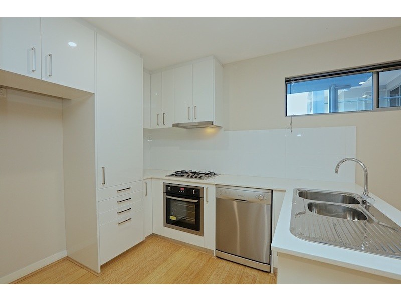 5/7 Mahlberg Avenue, Woodlands WA 6018