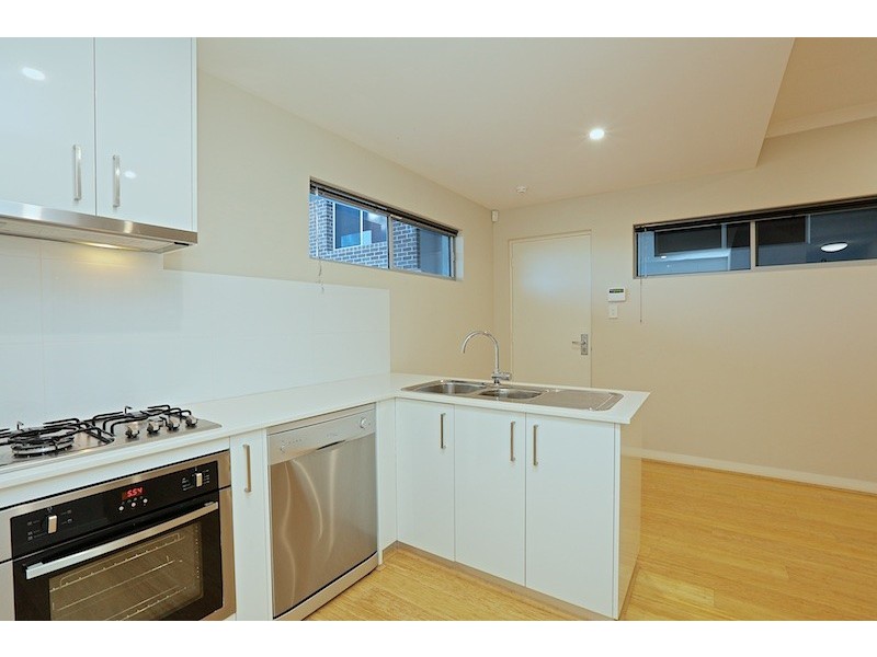 5/7 Mahlberg Avenue, Woodlands WA 6018