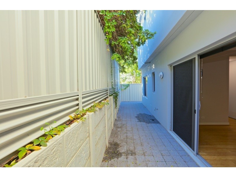 5/7 Mahlberg Avenue, Woodlands WA 6018