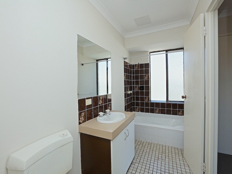 39 Chadstone Road, Craigie WA 6025
