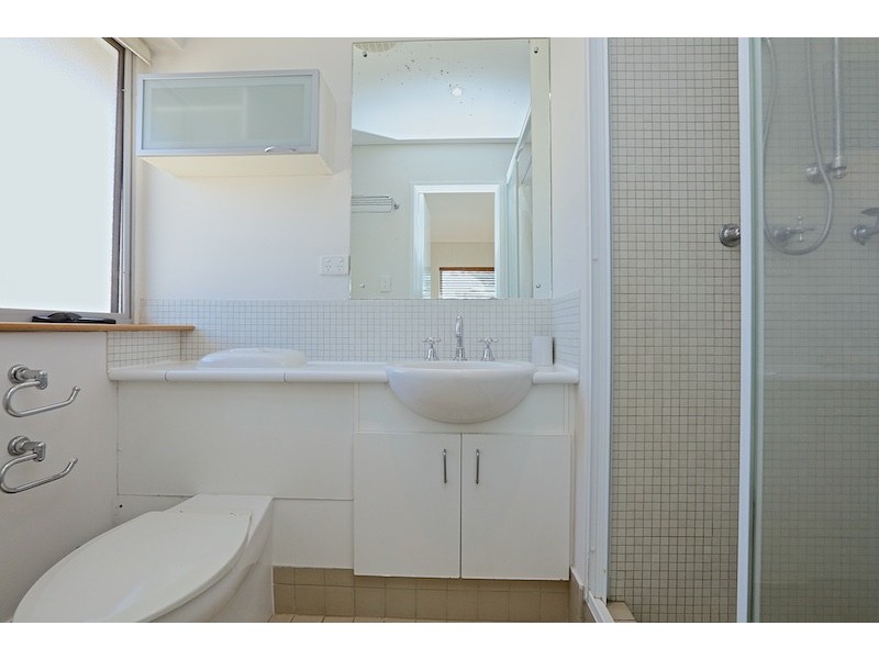 9/11 Rosendo Street, Cottesloe WA 6011