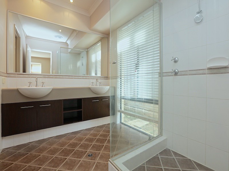 8 Moonflight Crescent, Iluka WA 6028