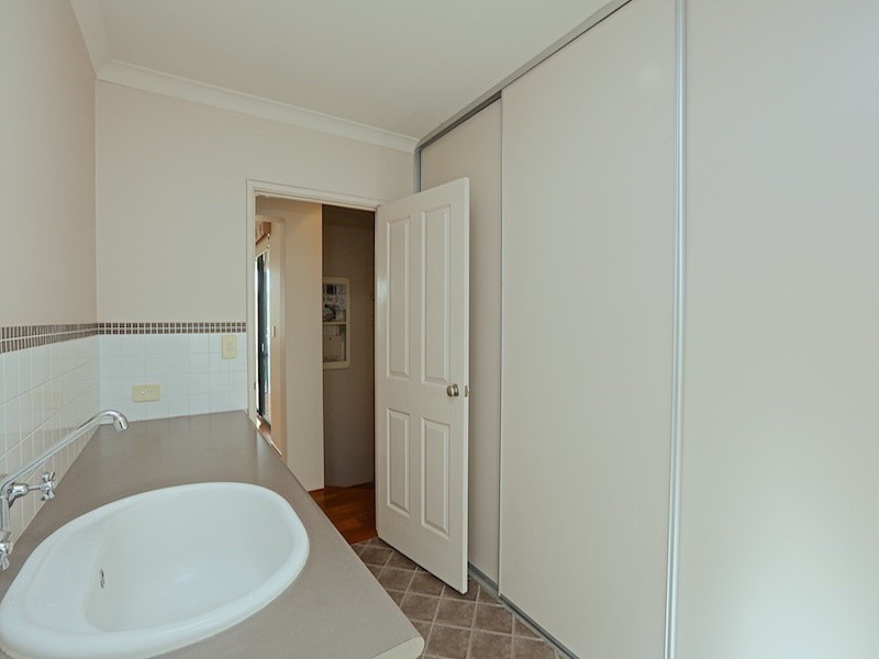 8 Moonflight Crescent, Iluka WA 6028