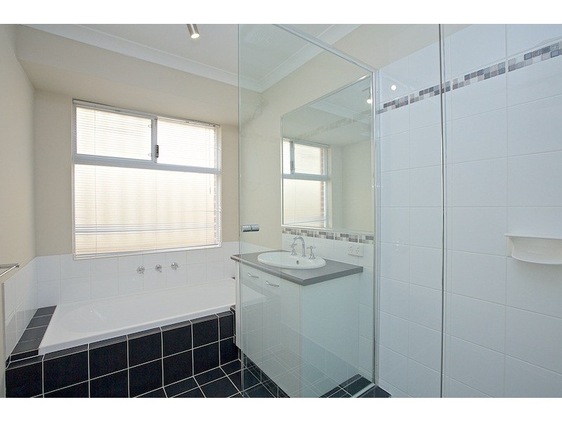 4 Fedamore Approach, Ridgewood WA 6030