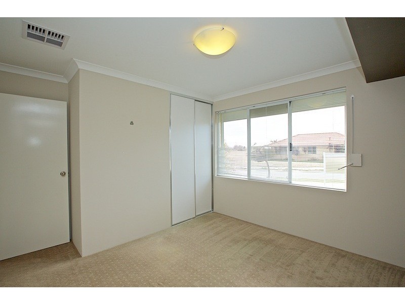 4 Fedamore Approach, Ridgewood WA 6030