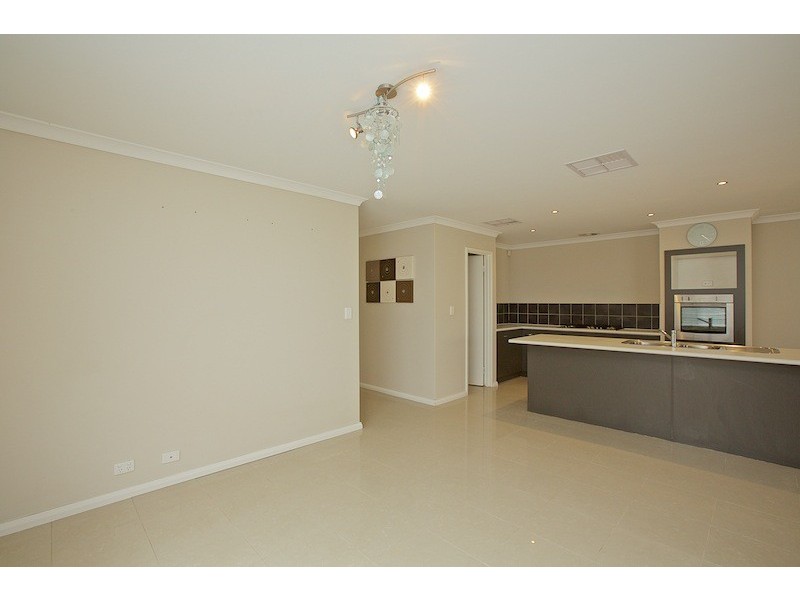 4 Fedamore Approach, Ridgewood WA 6030