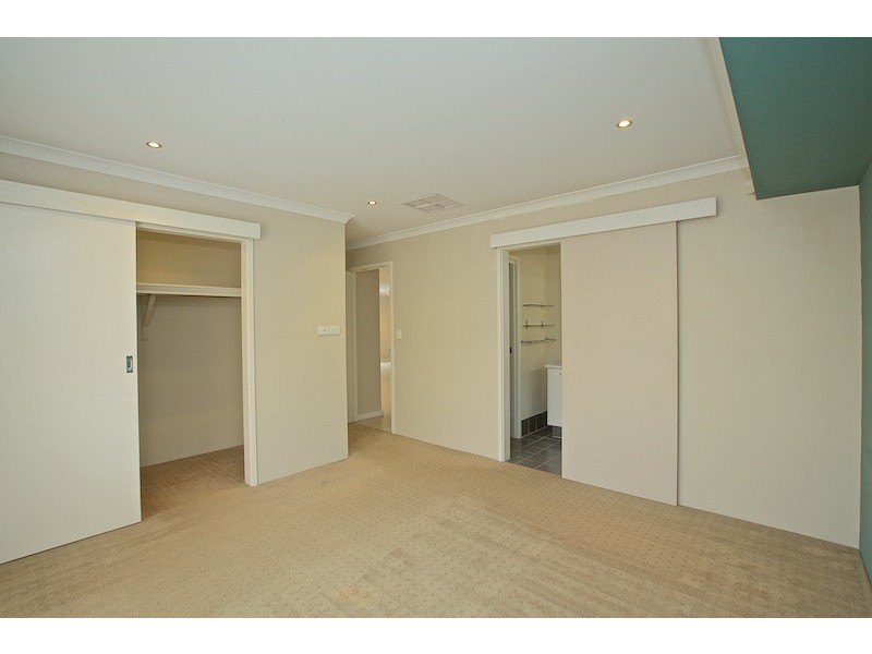 4 Fedamore Approach, Ridgewood WA 6030