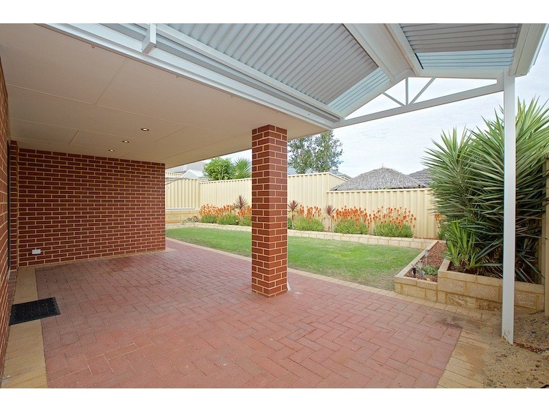 4 Fedamore Approach, Ridgewood WA 6030