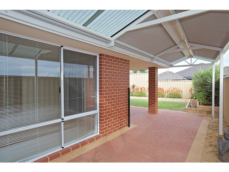 4 Fedamore Approach, Ridgewood WA 6030