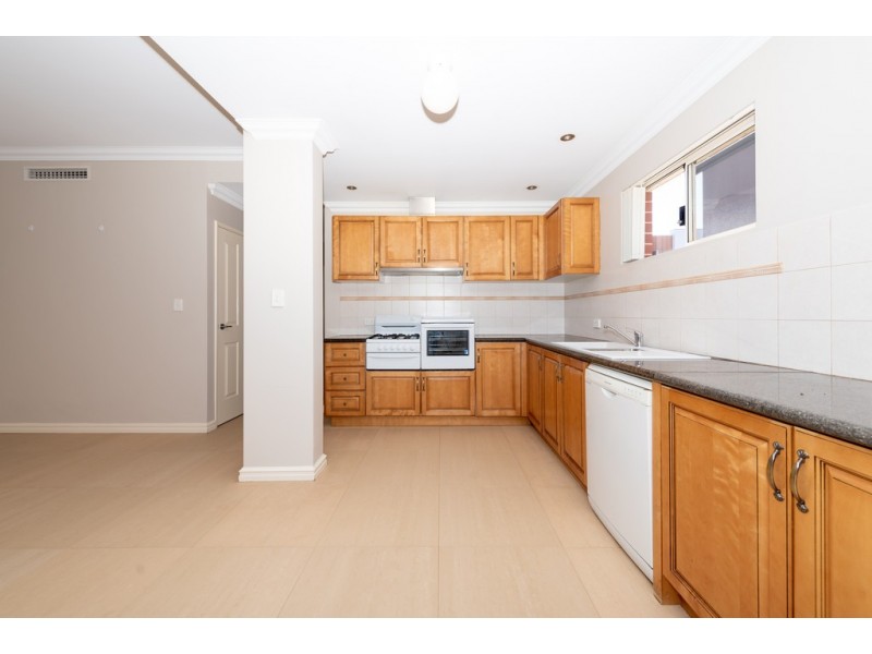 1B/27 Hammersmith Court, Joondalup WA 6027