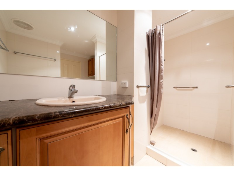 1B/27 Hammersmith Court, Joondalup WA 6027