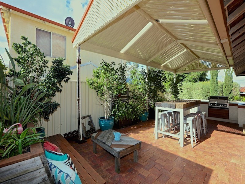 38 Beaconsfield Street, St James WA 6102