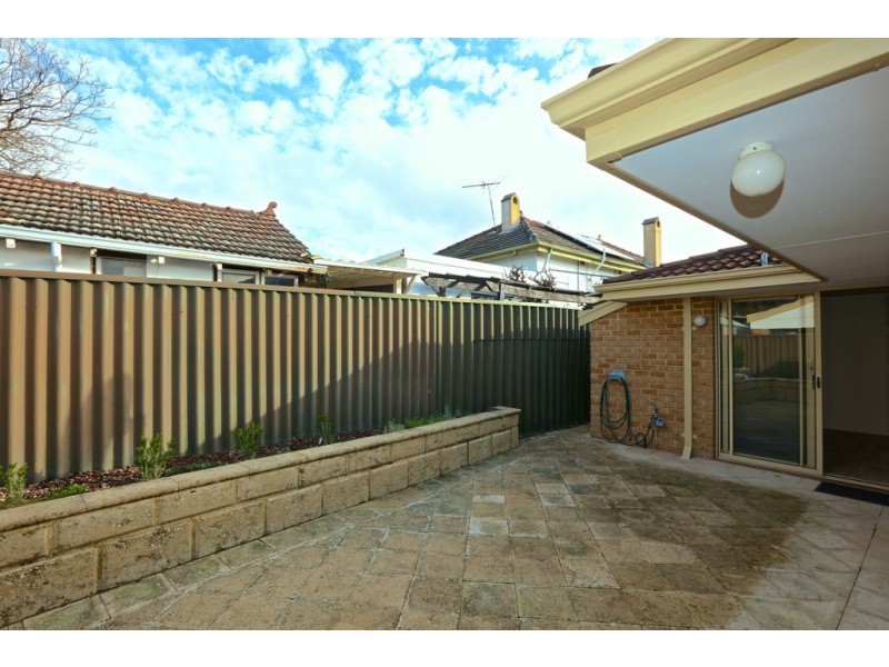 2/30 Banksia Street, Joondanna WA 6060