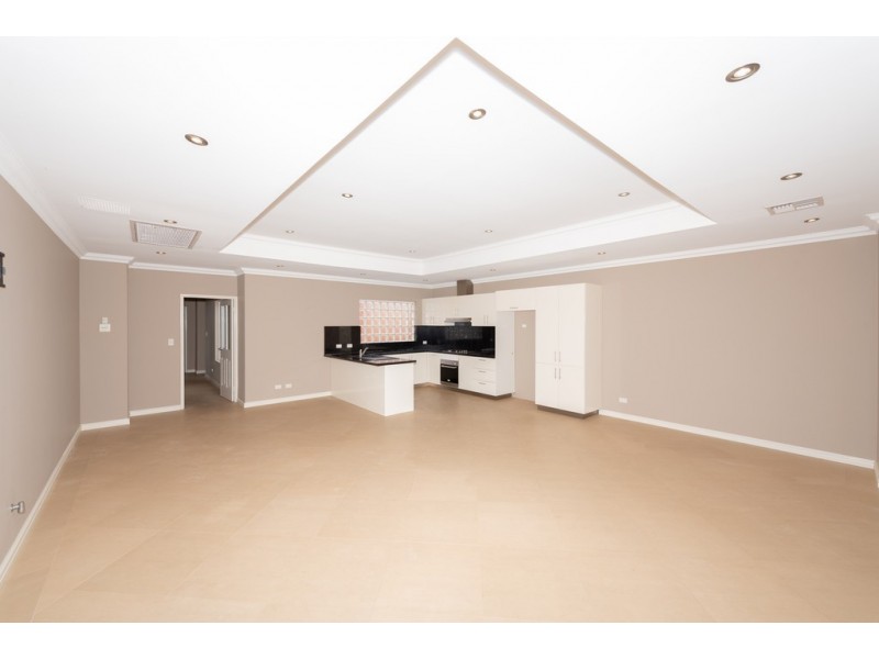 1/27 Hammersmith Court, Joondalup WA 6027