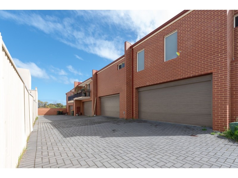 1/27 Hammersmith Court, Joondalup WA 6027