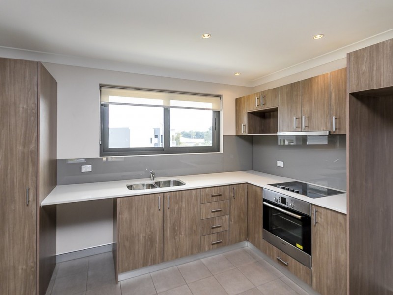 73/6 Walsh Loop, Joondalup WA 6027