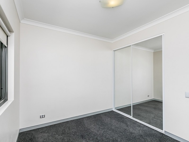 73/6 Walsh Loop, Joondalup WA 6027