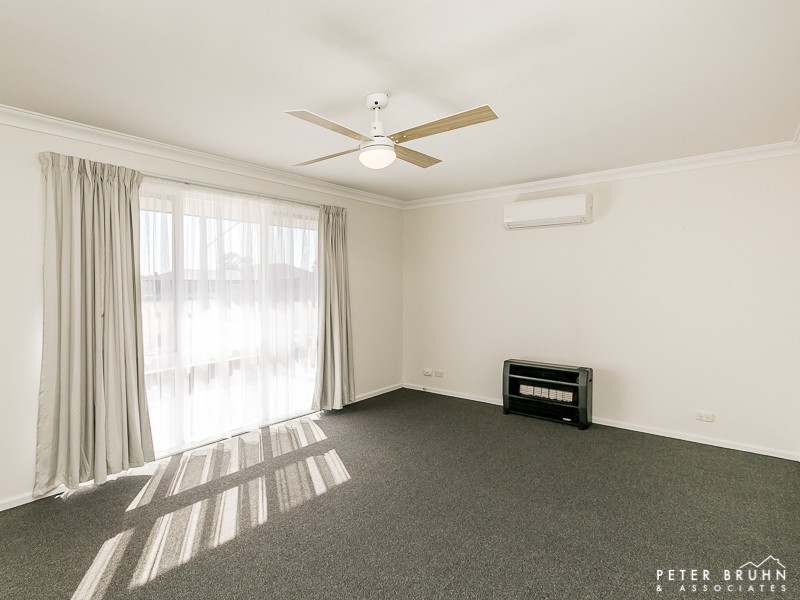 23 Rowlands Court, Padbury WA 6025