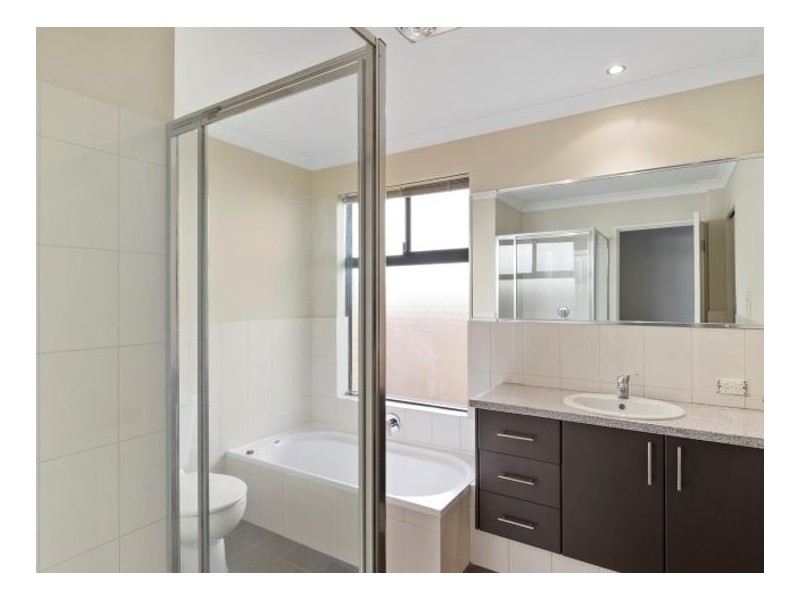 112 Eddystone Ave, Craigie WA 6025