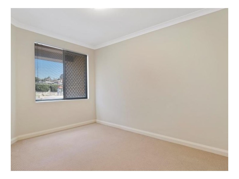 112 Eddystone Ave, Craigie WA 6025