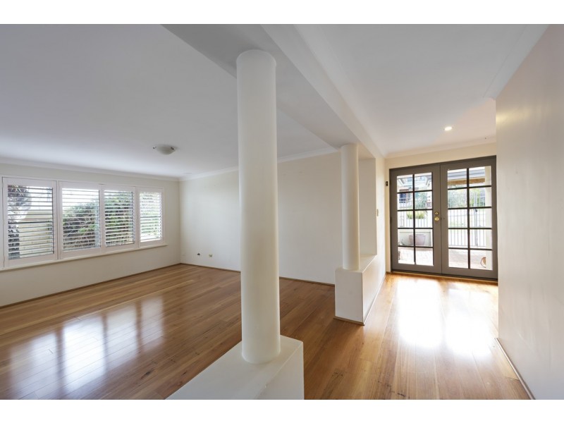 15 Seaham Way, Mindarie WA 6030