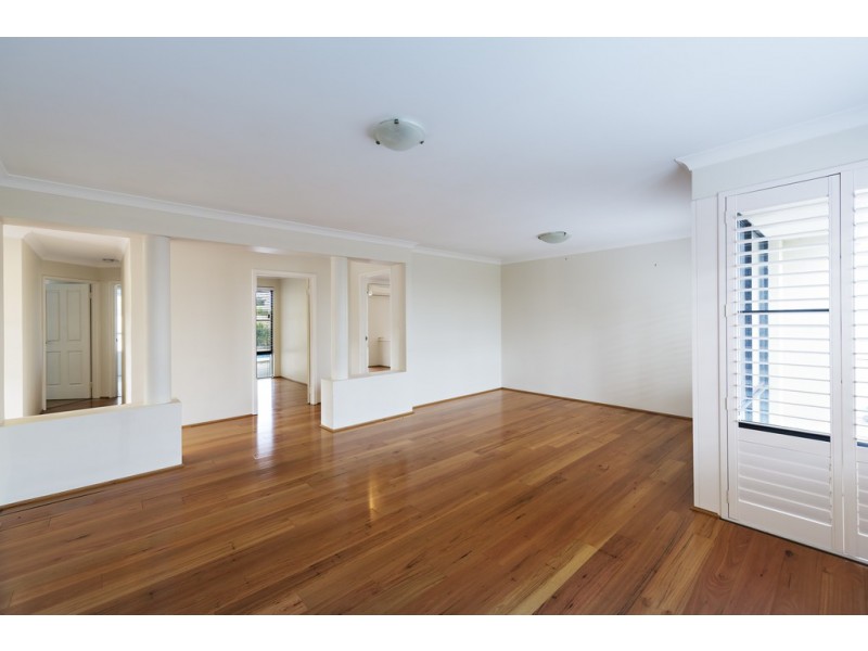 15 Seaham Way, Mindarie WA 6030