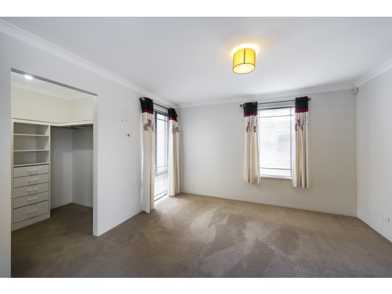 15 Seaham Way, Mindarie WA 6030