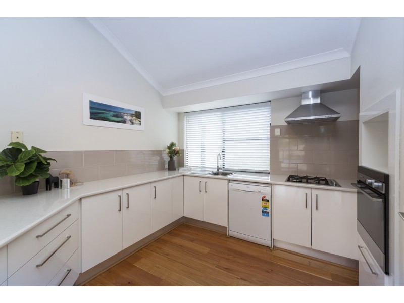 15 Seaham Way, Mindarie WA 6030