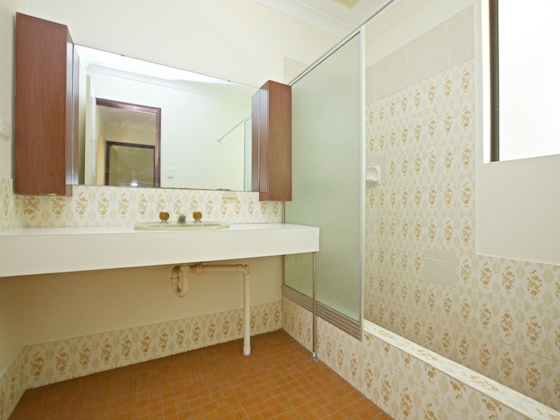 4 Angove Drive, Hillarys WA 6025