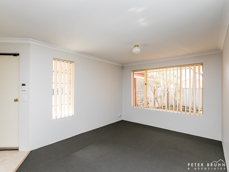 48 Stonehaven Parade, Kinross WA 6028
