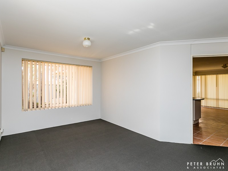 48 Stonehaven Parade, Kinross WA 6028