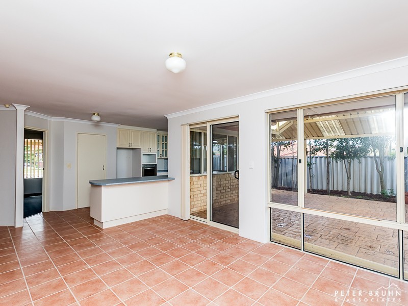 48 Stonehaven Parade, Kinross WA 6028