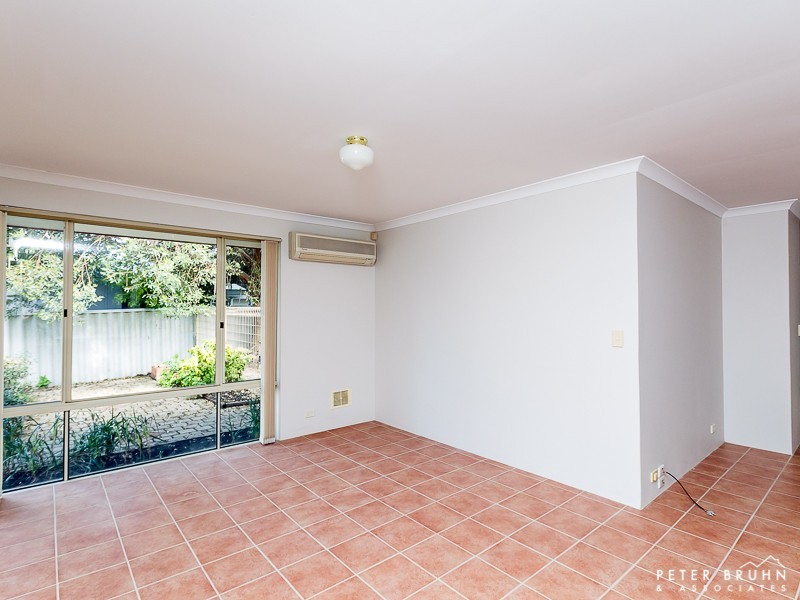48 Stonehaven Parade, Kinross WA 6028