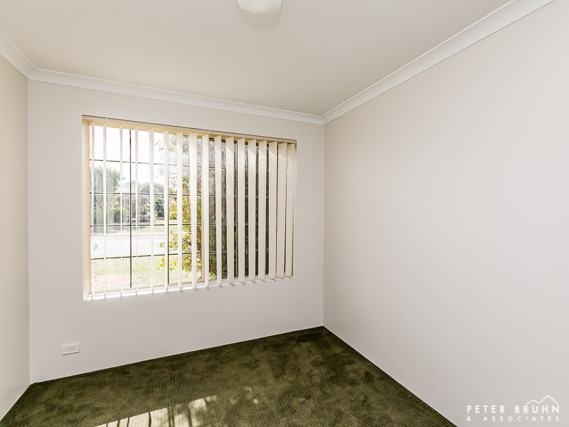 48 Stonehaven Parade, Kinross WA 6028