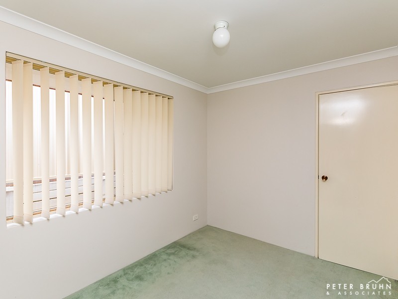 48 Stonehaven Parade, Kinross WA 6028