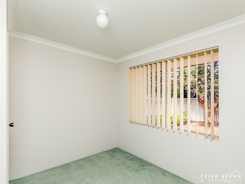 48 Stonehaven Parade, Kinross WA 6028