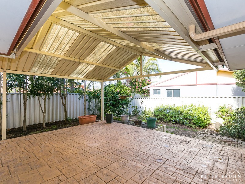 48 Stonehaven Parade, Kinross WA 6028