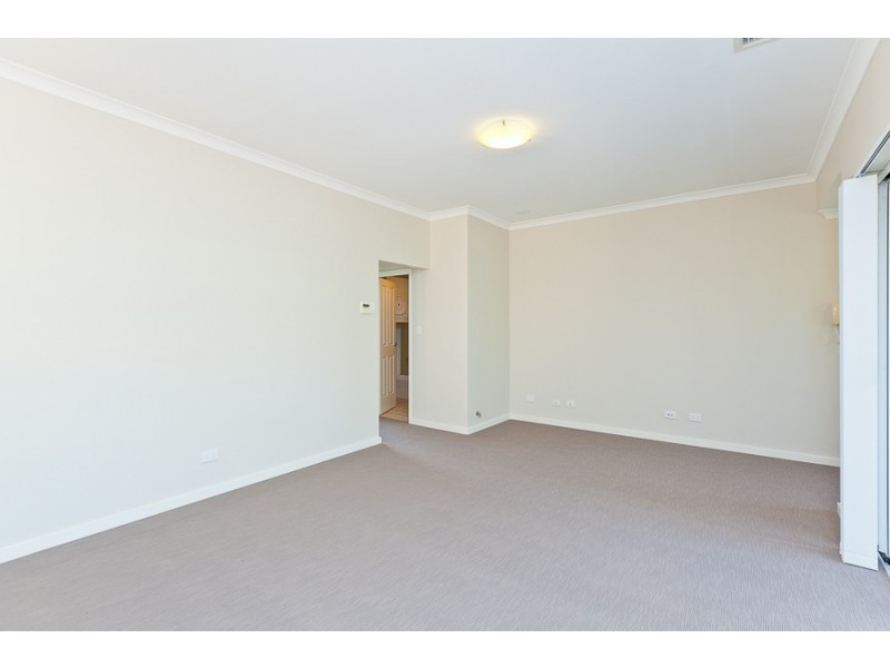 12/3 Hampton Court, Joondalup WA 6027