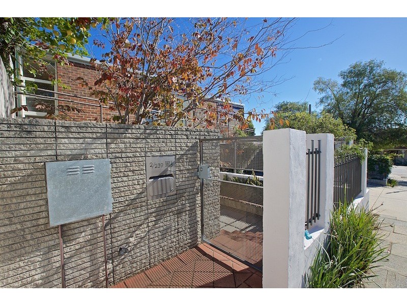 2/239 Barker Road, Subiaco WA 6008