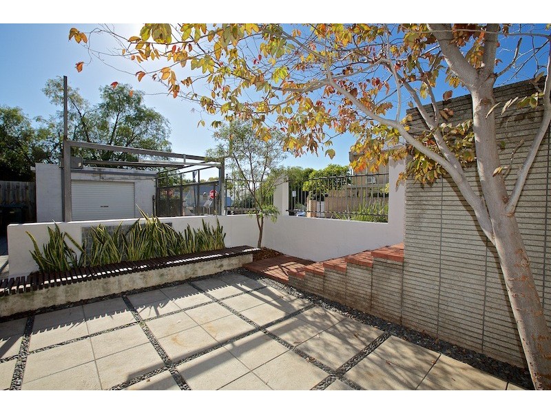 2/239 Barker Road, Subiaco WA 6008