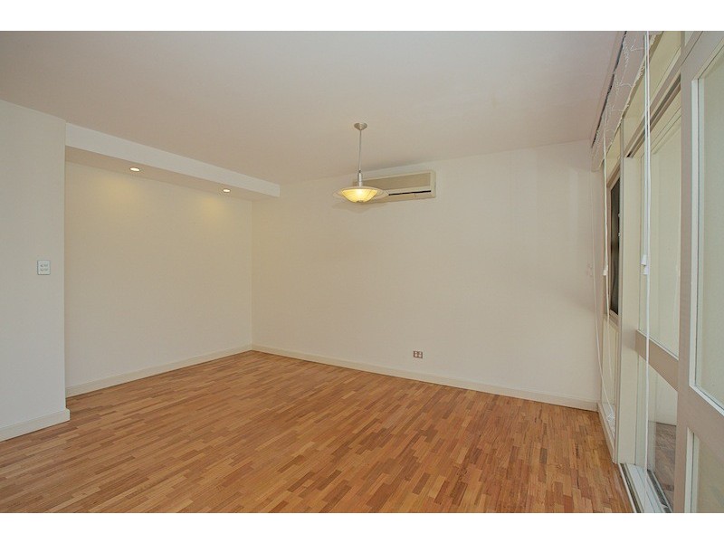2/239 Barker Road, Subiaco WA 6008