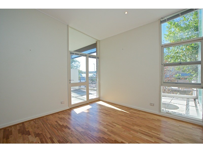 2/239 Barker Road, Subiaco WA 6008