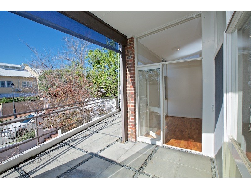 2/239 Barker Road, Subiaco WA 6008