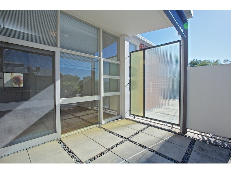 2/239 Barker Road, Subiaco WA 6008